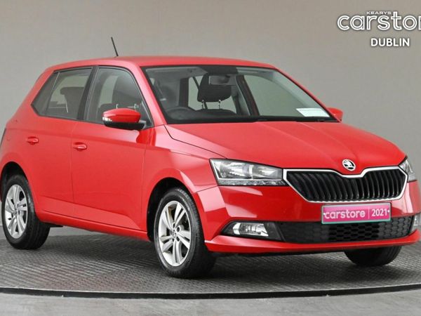 Skoda Fabia Hatchback, Petrol, 2021, Red