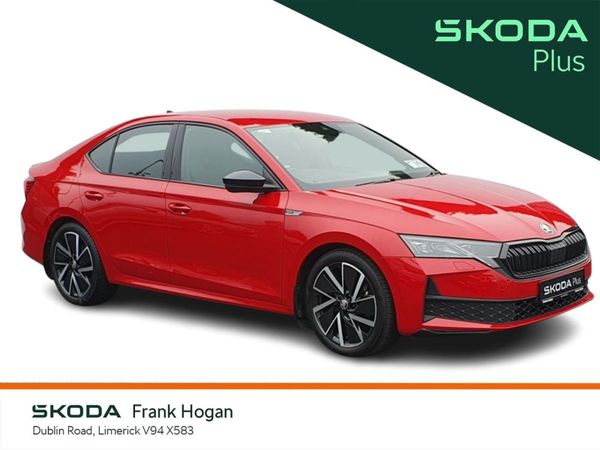 Skoda Octavia Saloon, Diesel, 2024, Red