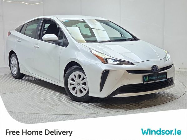 Toyota Prius Hatchback, Petrol Hybrid, 2021, White