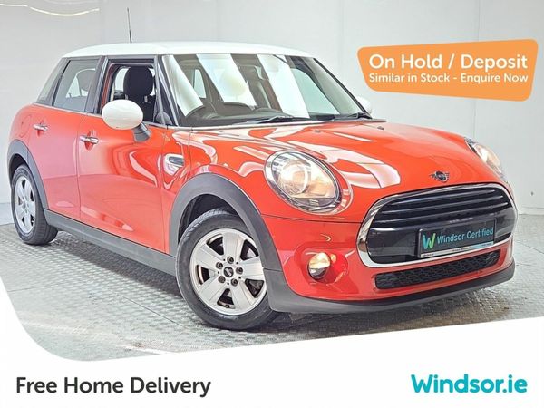 Mini Cooper Hatchback, Petrol, 2019, Orange