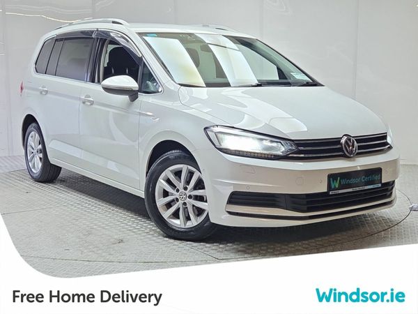Volkswagen Touran MPV, Petrol, 2018, White