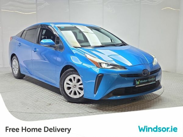 Toyota Prius Hatchback, Petrol Hybrid, 2022, Blue