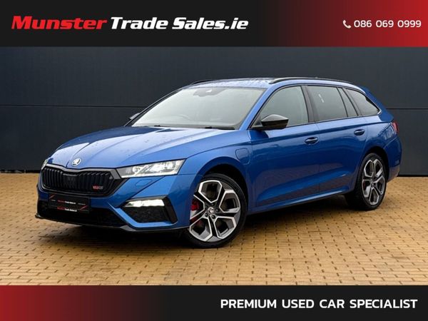 Skoda Octavia Estate, Petrol Hybrid, 2022, Blue
