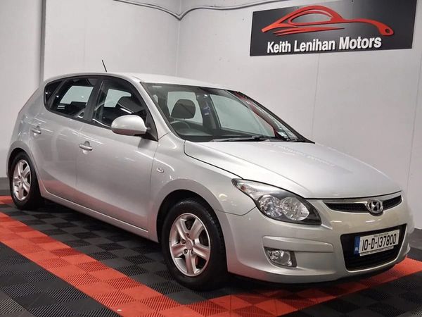 Hyundai i30 Hatchback, Petrol, 2010, Silver