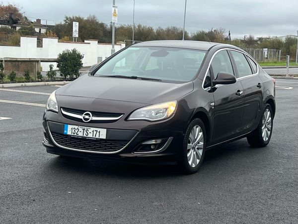 Opel Astra Saloon, Diesel, 2013, Brown