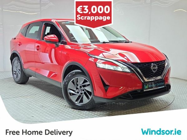 Nissan Qashqai MPV, Petrol Hybrid, 2023, Red