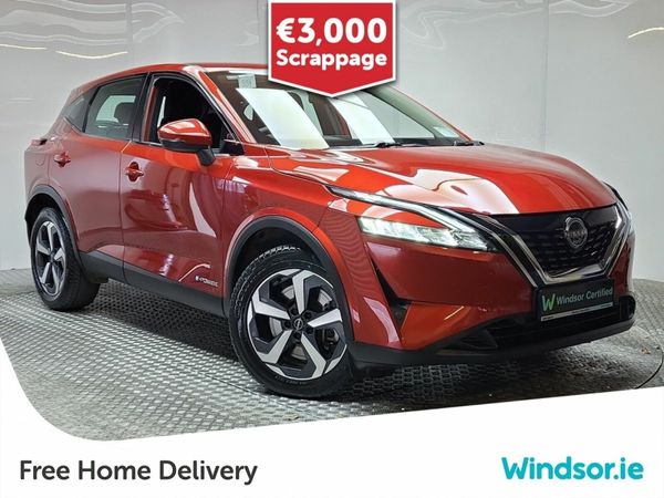 Nissan Qashqai MPV, Petrol Hybrid, 2024, Red