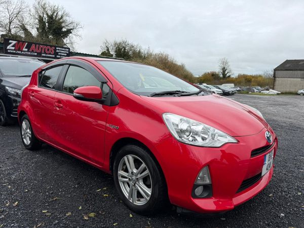 Toyota Aqua Hatchback, Petrol Hybrid, 2013, Red