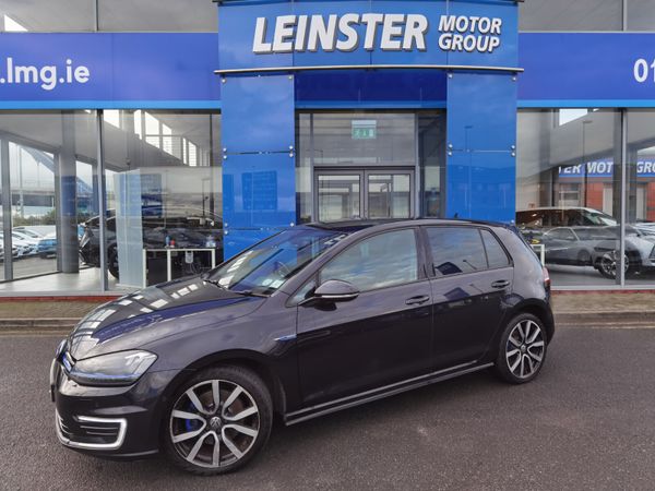 Volkswagen Golf Hatchback, Petrol Plug-in Hybrid, 2015, Black