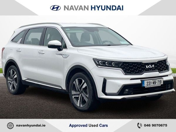 Kia Sorento SUV, Petrol Plug-in Hybrid, 2023, White
