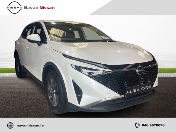 Nissan Qashqai MPV, Petrol, 2025, White
