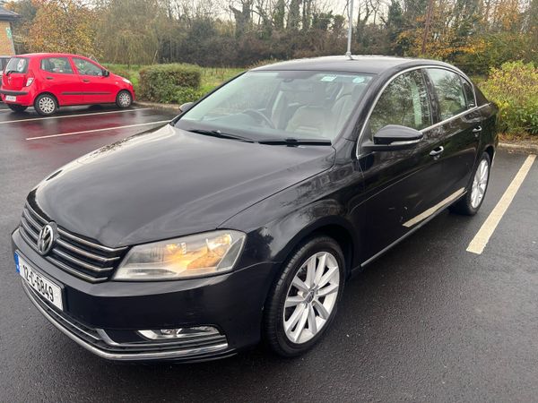 Volkswagen Passat Saloon, Diesel, 2012, Black