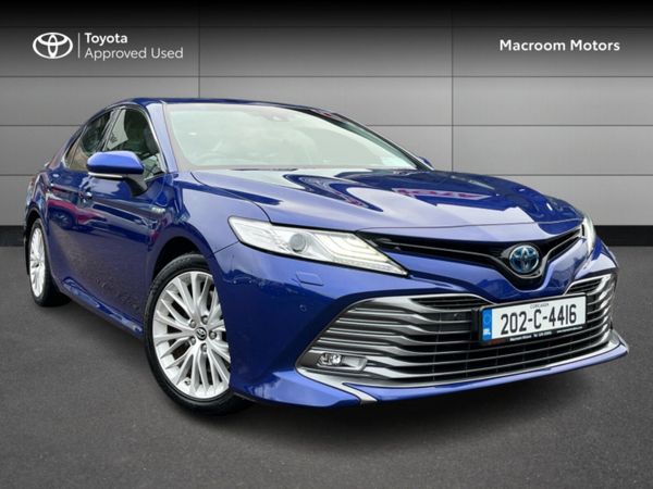 Toyota Camry Saloon, Petrol Hybrid, 2020, Blue