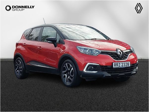 Renault Captur Hatchback, Petrol, 2020, Red