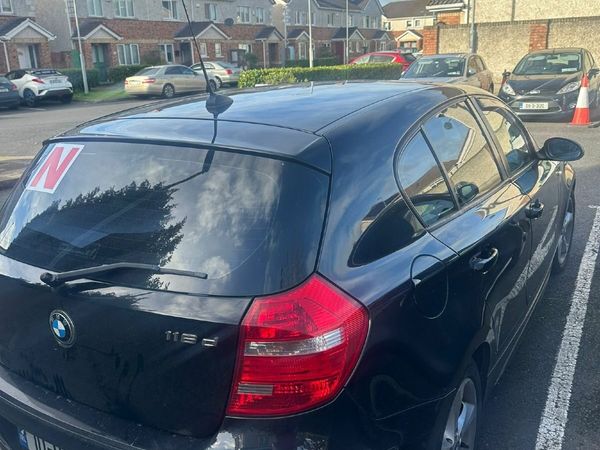 BMW 1-Series Hatchback, Diesel, 2010, Black