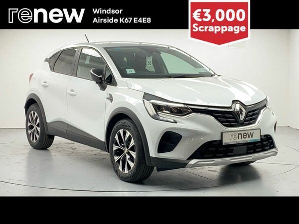 Renault Captur Hatchback, Petrol, 2024, White