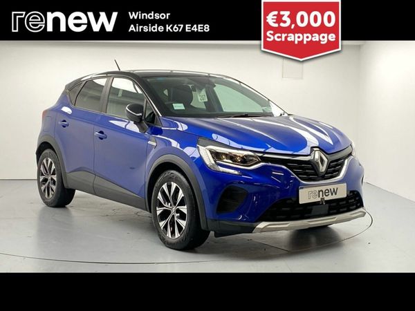 Renault Captur Hatchback, Petrol, 2022, Blue
