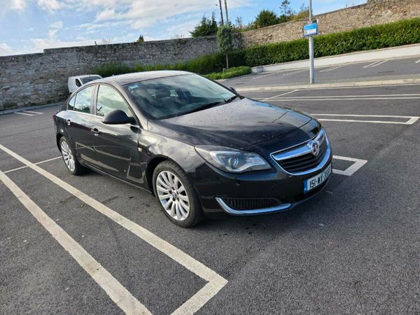 Vauxhall Insignia Hatchback, Diesel, 2015, Black