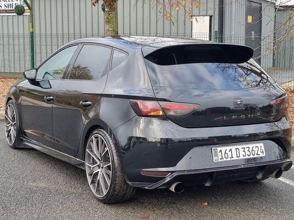 SEAT Leon Hatchback, Diesel, 2016, Black
