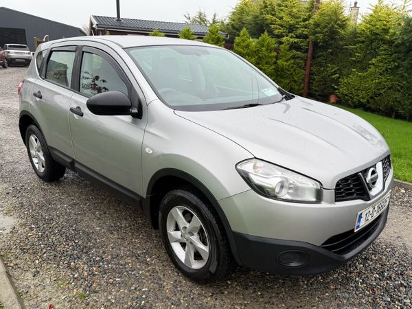 Toyota Corolla Saloon, Petrol, 2010, Blue