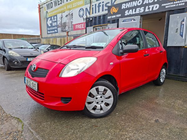 Toyota Yaris Hatchback, Petrol, 2008, Red