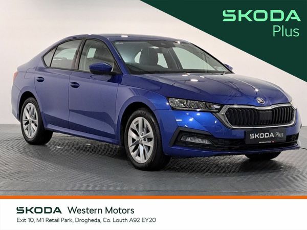 Skoda Octavia Saloon, Diesel, 2024, Blue