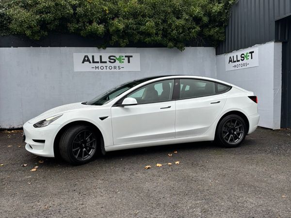 Tesla Model 3 Saloon, Electric, 2021, White