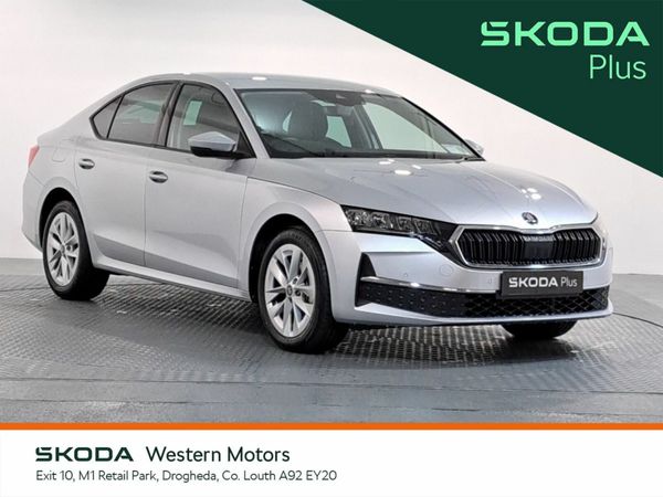 Skoda Octavia Saloon, Petrol, 2025, Silver