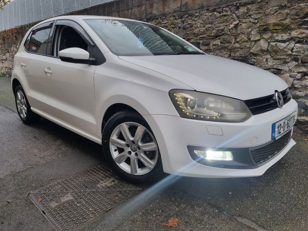 Volkswagen Polo Hatchback, Petrol, 2012, White