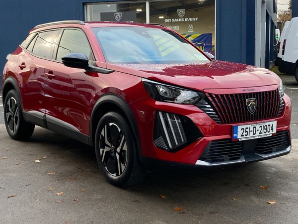 Peugeot 2008 MPV, Petrol, 2025, Red