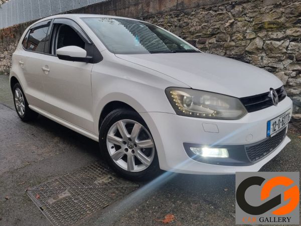 Volkswagen Polo Hatchback, Petrol, 2012, White
