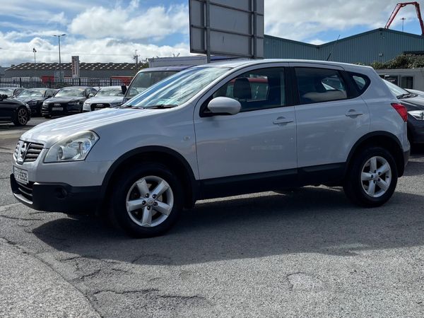Nissan Qashqai Hatchback, Petrol, 2007, Silver