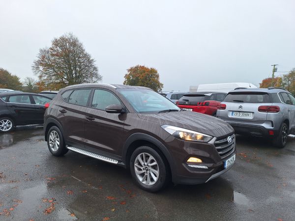 Hyundai Tucson SUV, Diesel, 2017, Brown