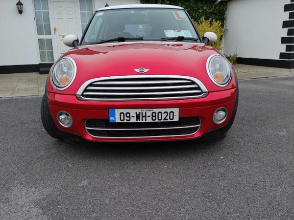 Mini Cooper Hatchback, Diesel, 2009, Red