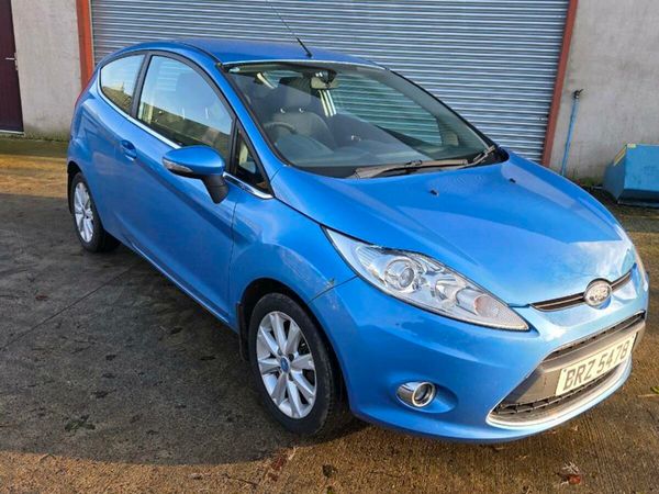 Ford Fiesta Hatchback, Petrol, 2010, Blue