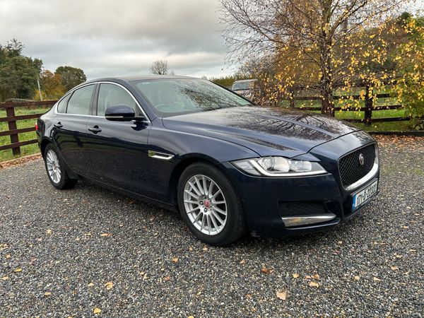Jaguar XF Saloon, Diesel, 2017, Blue