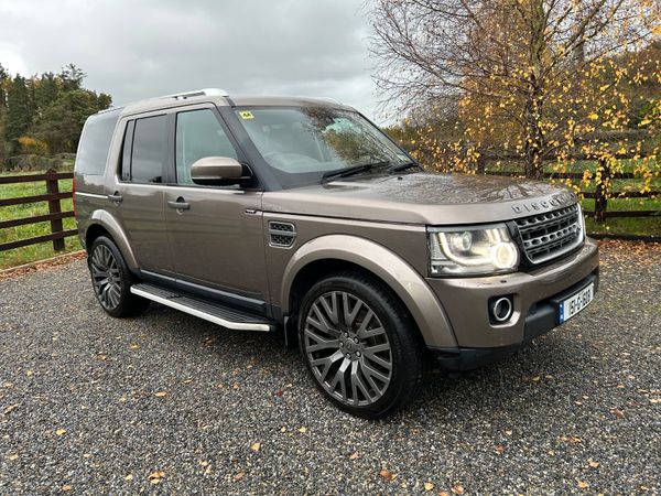 Land Rover Discovery SUV, Diesel, 2015, Gold