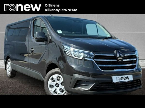 Renault Trafic MPV, Diesel, 2026, Black