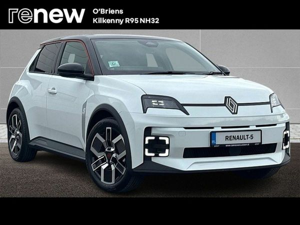 Renault 5 E-Tech Hatchback, Electric, 2026, White