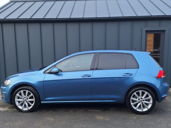 Volkswagen Golf Hatchback, Petrol, 2015, Blue