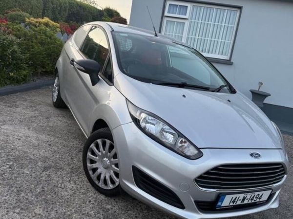 Ford Fiesta Hatchback, Diesel, 2014, Silver