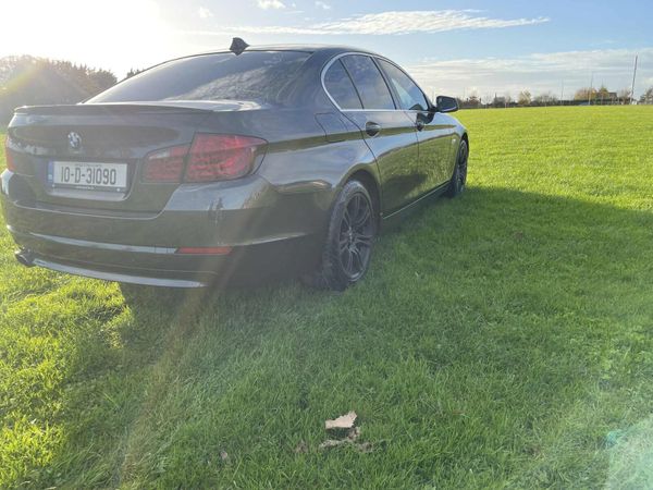 BMW 5-Series Saloon, Diesel, 2010, Grey