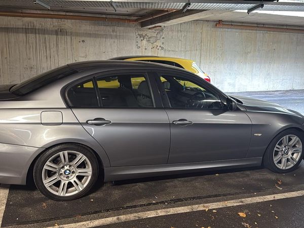BMW 3-Series Saloon, Diesel, 2009, Grey
