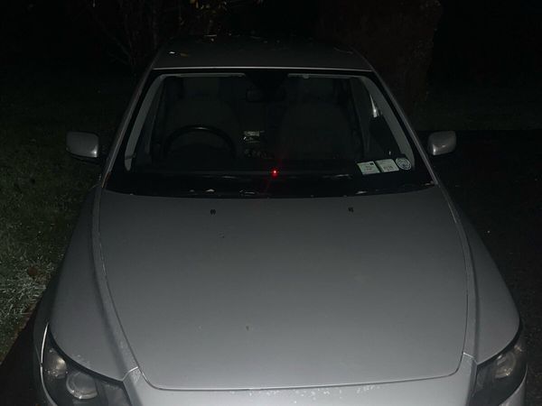 Volvo S40 Saloon, Petrol, 2006, Silver