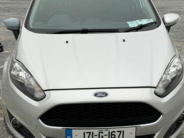 Ford Fiesta Hatchback, Diesel, 2017, Grey