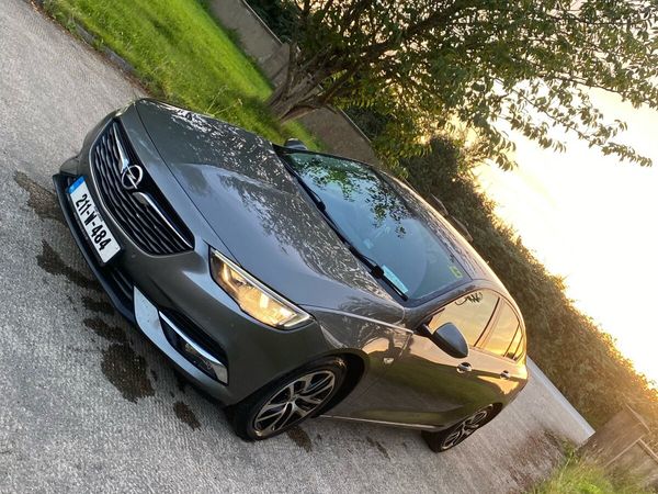 Opel Insignia Hatchback, Diesel, 2021, Grey