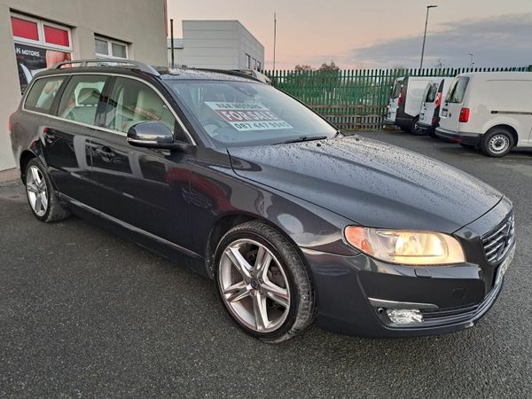 Volvo V70 Estate, Diesel, 2015, Grey