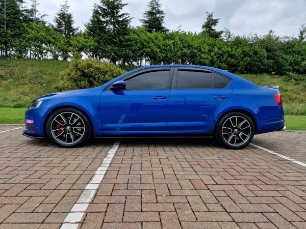 Skoda Octavia Hatchback, Diesel, 2014, Blue