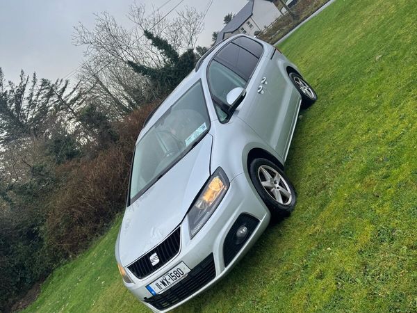 SEAT Alhambra MPV, Diesel, 2011, Silver