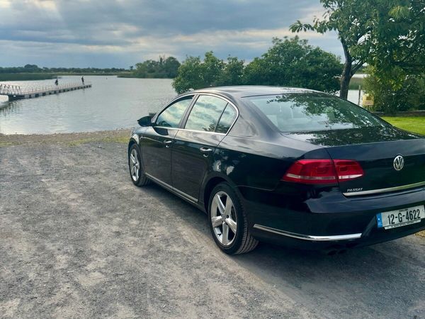 Volkswagen Passat Saloon, Diesel, 2012, Black